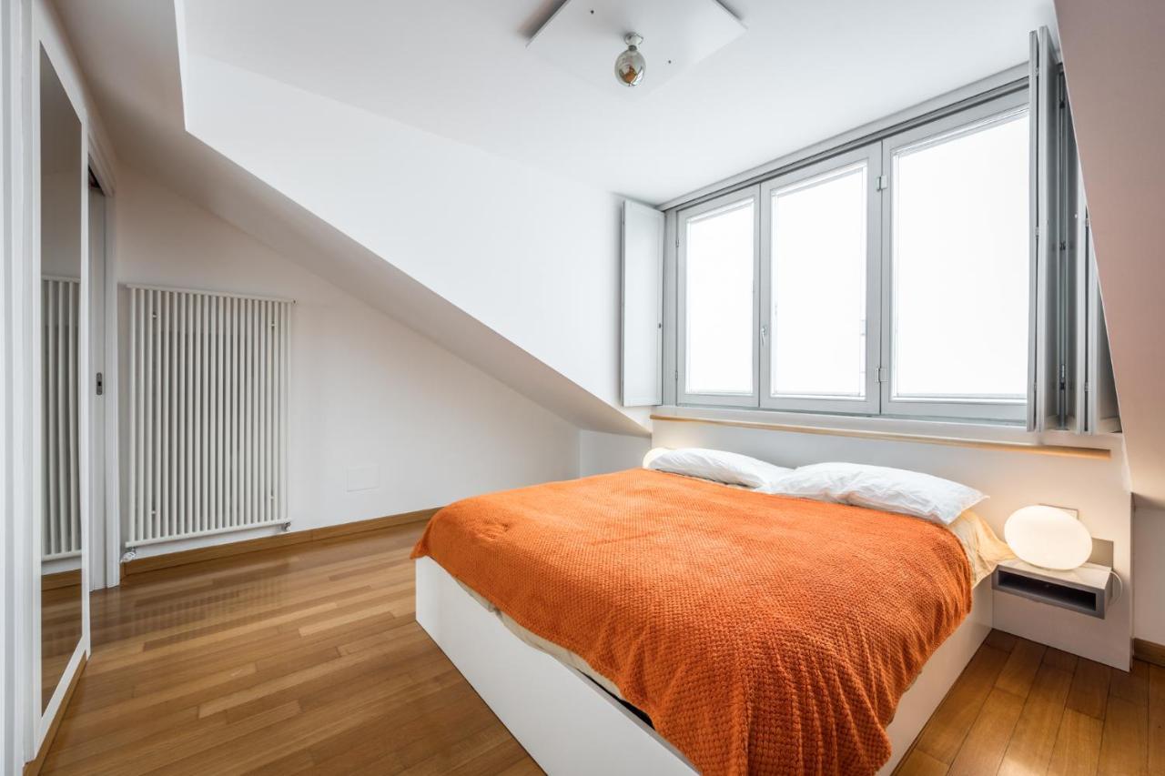 The Orange Attic - Navigli Area Apartment Milan Exterior photo