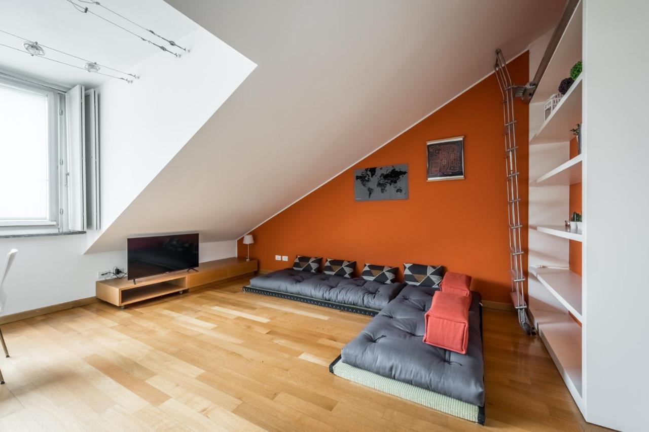 The Orange Attic - Navigli Area Apartment Milan Exterior photo