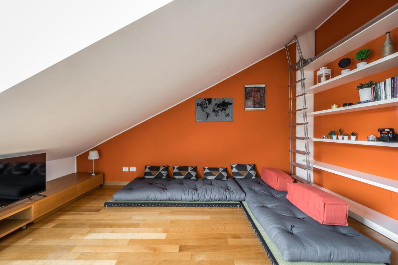 The Orange Attic - Navigli Area Apartment Milan Exterior photo